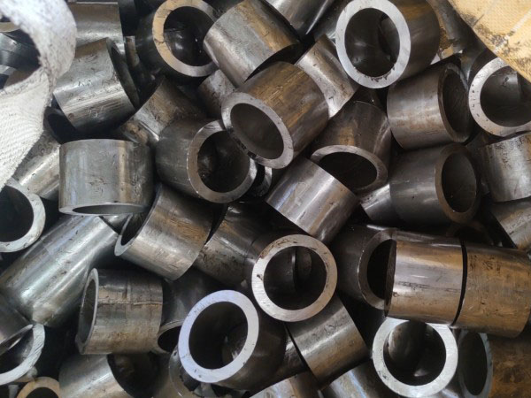 洞口无缝钢管切割